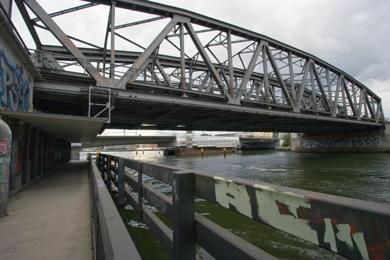 Treptower S-Bahn Brücke