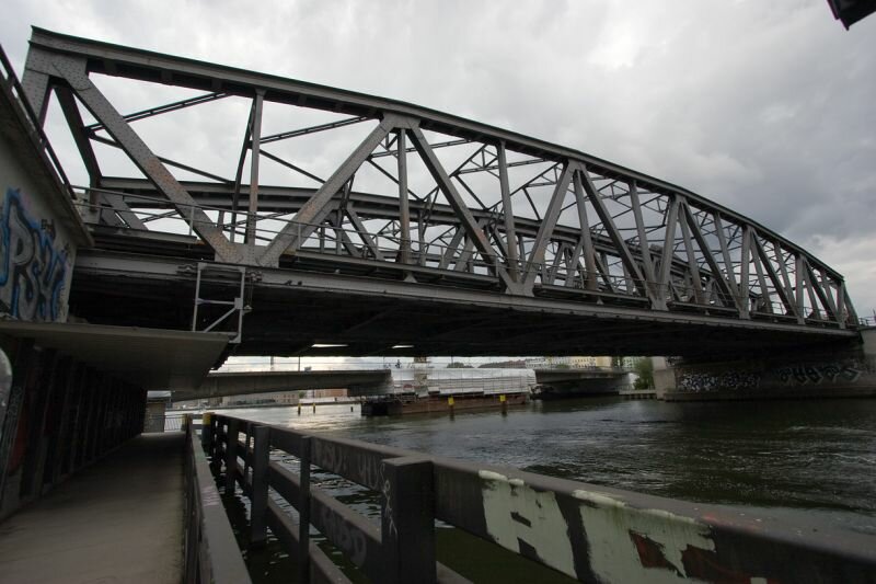 Treptower S-Bahn Brücke