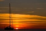 041-Ostsee-ein-Sonnenuntergang-mit-Segelboot.jpg