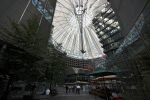 055-im-Sony-Center-in-Berlin.jpg