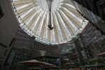 056-im-Sony-Center-in-Berlin.jpg