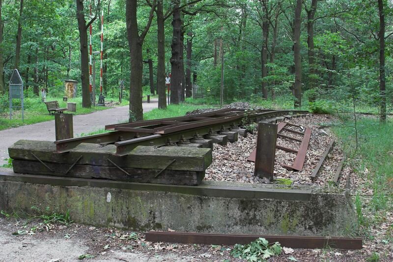 alte Gleise in der Wuhlheide