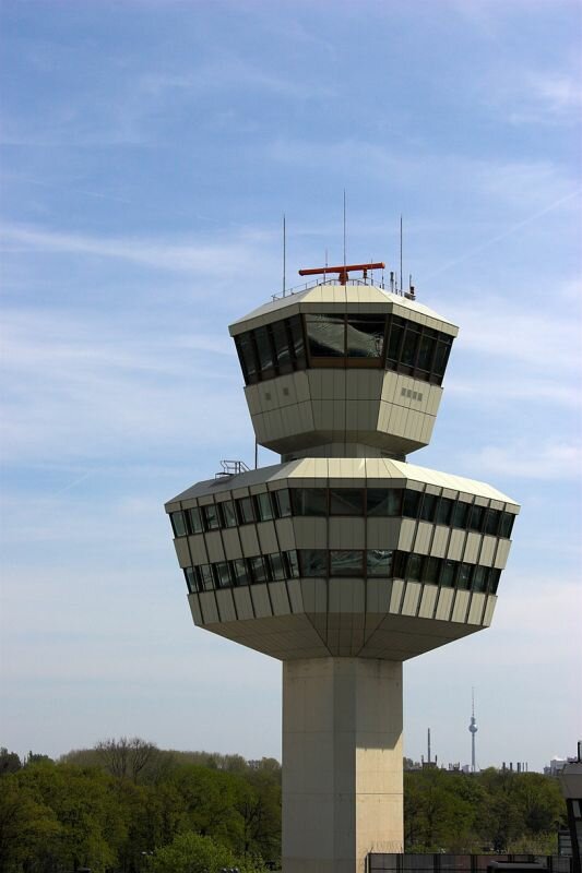 Tower am Flughafen Tegel