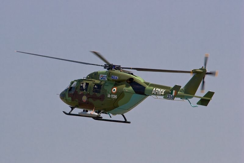 Rundflug eines Hindustan (HAL) ALH Dhruv