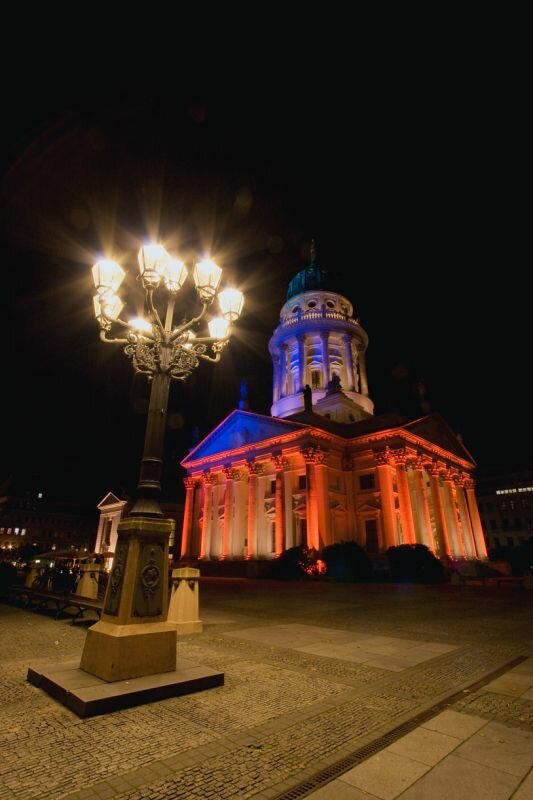 französischer Dom auf dem Berliner Gendarmenmarkt beim "Festival of Lights 2008"