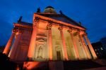 011-franzoesischer-Dom-beleuchtet.jpg